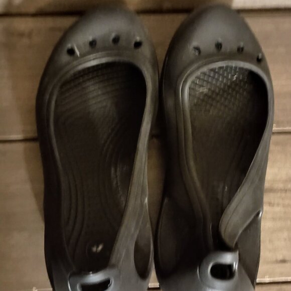 Crocs Kadee Ballet Flats Women Size 8 Black Round Toe Slip On - Picture 10 of 13